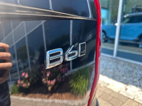 Used 2023 Volvo XC90 B6 Plus w/ Protection Package AWD/4WD image 30