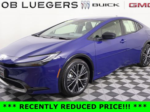 Used 2026 Toyota Prius XLE image 4