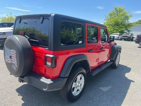 Used 2022 Jeep Wrangler Unlimited Sport AWD/4WD image 5