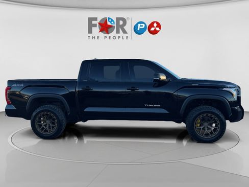 Used 2024 Toyota Tundra SR5 w/ SR5 Convenience Package AWD/4WD image 6