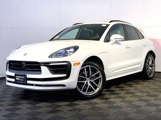 Certified 2023 Porsche Macan AWD/4WD video 1