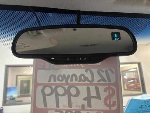 Used 2012 GMC Canyon SLE image 13