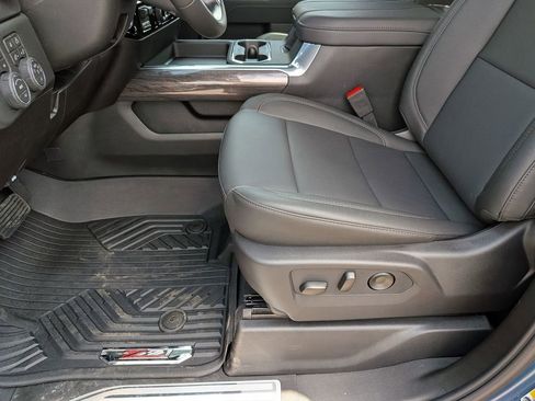 New 2026 Chevrolet Silverado 2500 LTZ w/ LTZ Plus Package AWD/4WD image 13