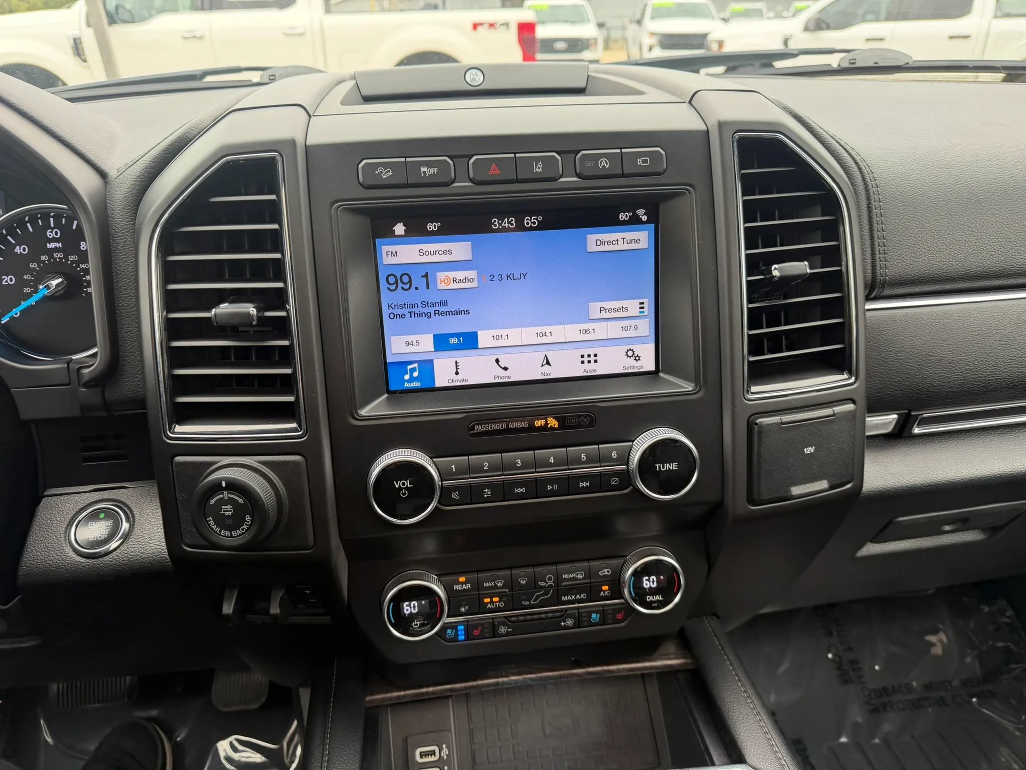 Used 2019 Ford Expedition Max Limited w/ Special Edition Package AWD/4WD image 21