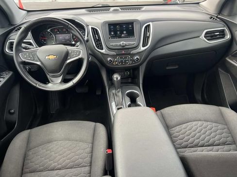 Used 2019 Chevrolet Equinox LT FWD image 3
