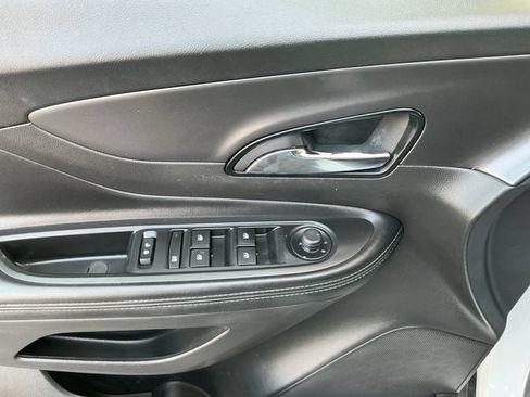 Used 2019 Buick Encore Preferred AWD/4WD image 10