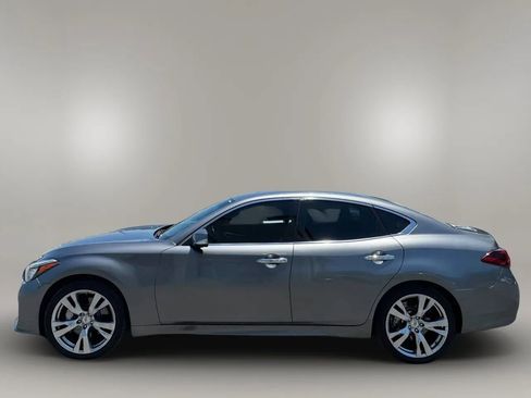 Used 2015 INFINITI Q70 3.7 w/ Sport Package RWD image 10