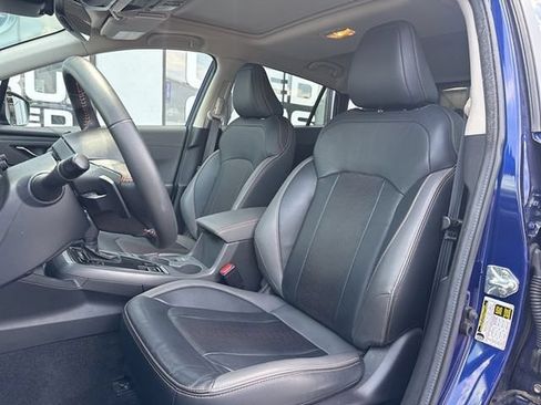 Used 2024 Subaru Crosstrek 2.5i Limited AWD/4WD image 8