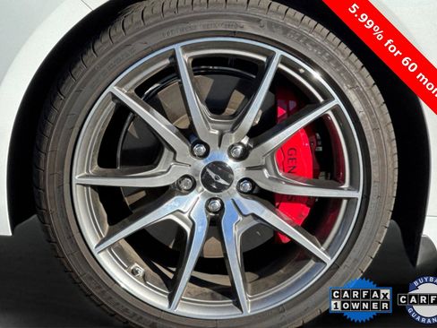 Used 2025 Genesis G70 2.5T image 31