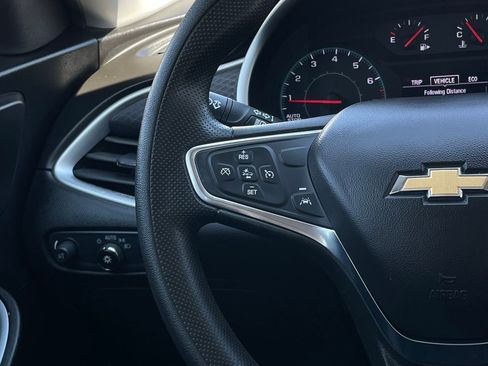 Used 2024 Chevrolet Malibu LT image 14