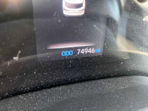 Used 2021 Toyota Sienna LE image 8