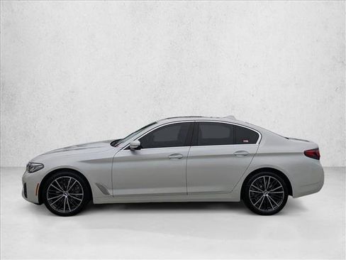Certified 2023 BMW 530i w/ Premium Package image 9
