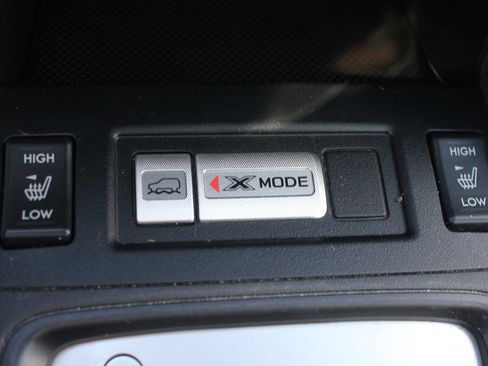 Used 2015 Subaru Forester 2.5i Limited image 22