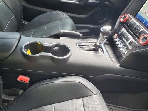 Used 2015 Ford Mustang GT Premium RWD image 34