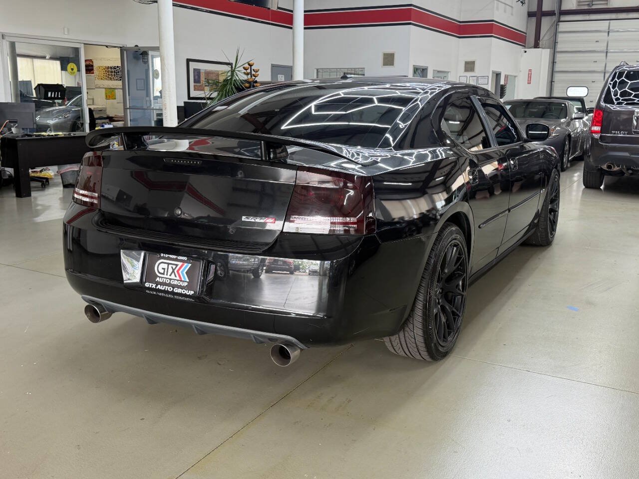 Used 2007 Dodge Charger SRT8 w/ SRT Option Group II RWD image 2