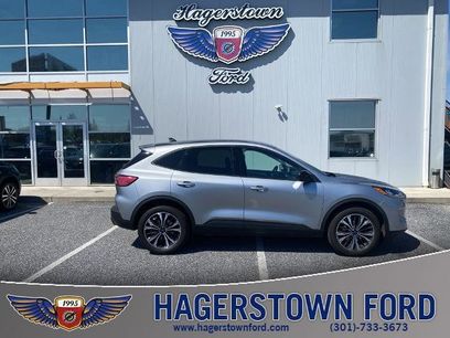 Certified 2022 Ford Escape SE w/ SE Sport Appearance Package