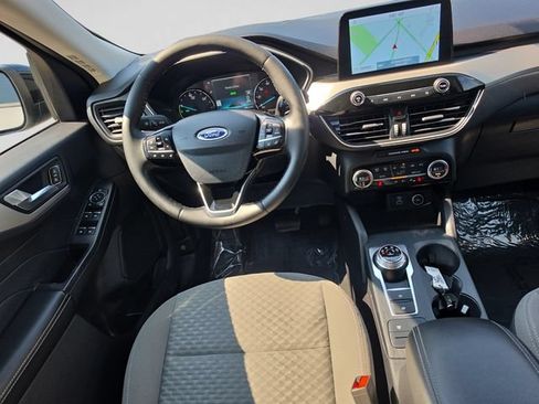 Used 2021 Ford Escape SE w/ SE Sport Appearance Package AWD/4WD image 12