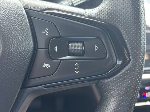 Used 2023 Chevrolet Bolt EUV LT w/ Driver Confidence Package FWD image 21