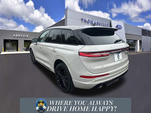 Certified 2023 Lincoln Corsair FWD w/ Equipment Group 101A image 3