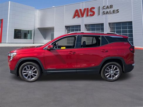 Used 2023 GMC Terrain SLT image 10