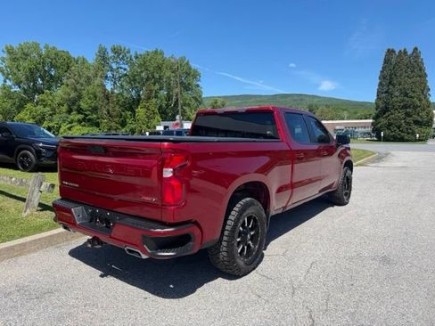 Used 2022 Chevrolet Silverado 1500 RST w/ Safety Package AWD/4WD image 2