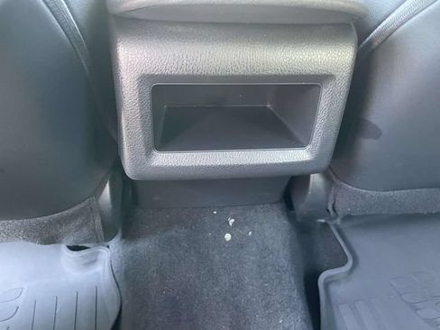 Used 2023 Toyota Camry SE FWD image 10