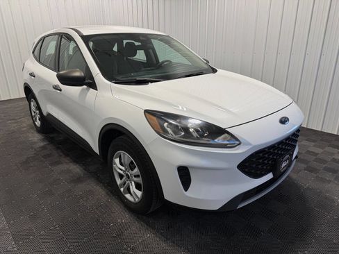 Used 2020 Ford Escape S image 2