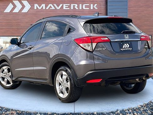 Used 2019 Honda HR-V LX image 4