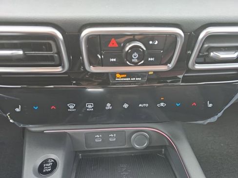 New 2026 Nissan Sentra SR FWD image 4