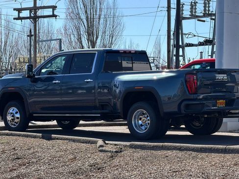 New 2026 GMC Sierra 3500 Denali Ultimate image 4