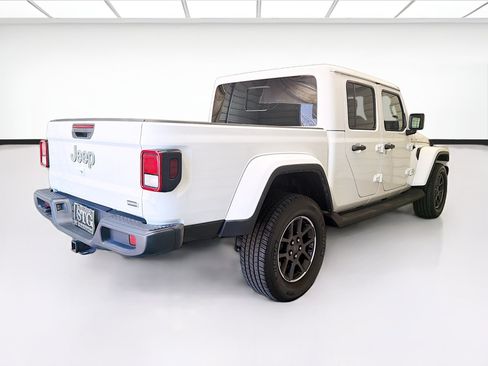 Used 2022 Jeep Gladiator Overland w/ Popular Equipment Package AWD/4WD image 4