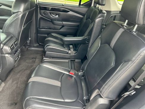 Used 2023 Honda Pilot EX-L image 18