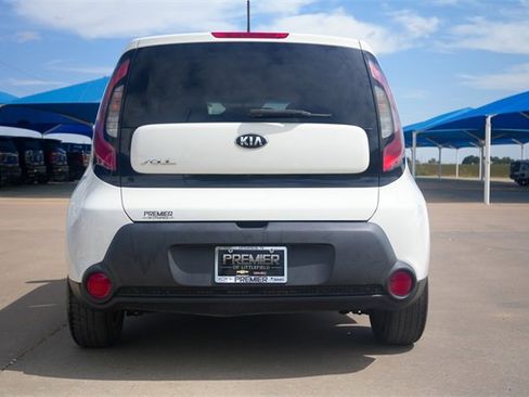 Used 2016 Kia Soul image 5