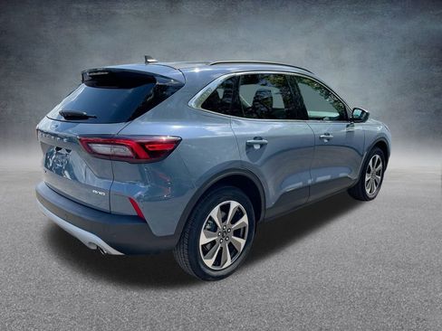 Used 2023 Ford Escape Platinum w/ Premium Technology Package image 33