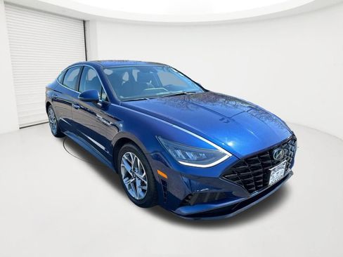 Used 2020 Hyundai Sonata SEL w/ Convenience Package FWD image 3