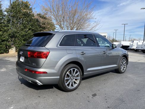 Used 2017 Audi Q7 3.0T Premium Plus w/ Premium Plus Package image 9
