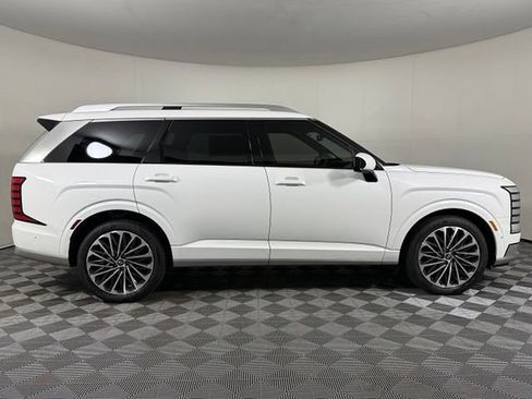 Used 2026 Hyundai Palisade Calligraphy AWD/4WD image 9