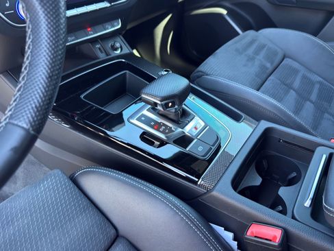 Used 2022 Audi SQ5 Premium image 16