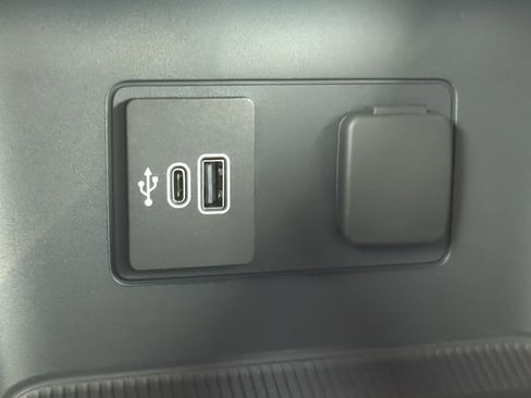 New 2026 Ford Explorer ST-Line image 65