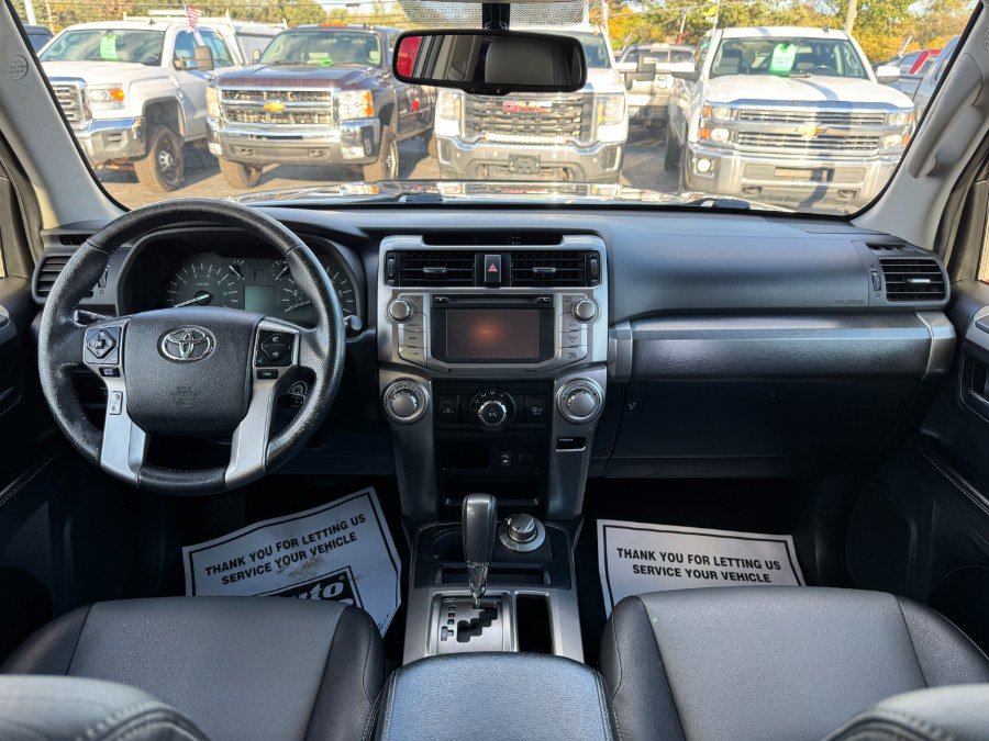 Used 2015 Toyota 4Runner 4WD image 21