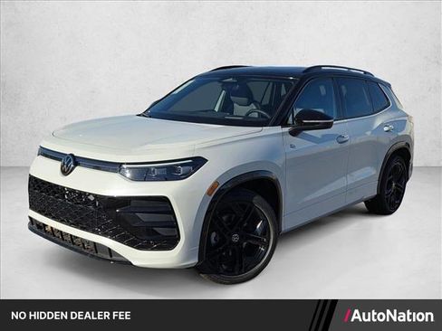 New 2026 Volkswagen Tiguan SE R-Line FWD image 1