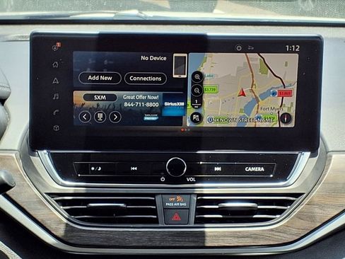 Used 2024 Nissan Altima 2.5 SV w/ SV Premium Package FWD image 22
