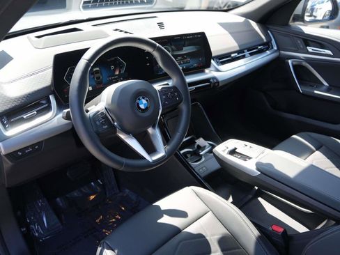 Used 2026 BMW X2 xDrive28i AWD/4WD image 16