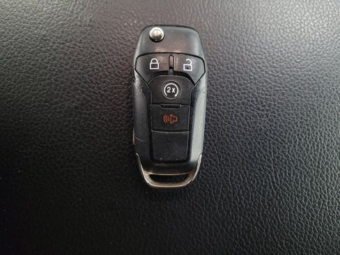 Used 2018 Ford F250 Lariat w/ Lariat Value Package image 33