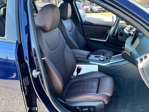 Used 2025 BMW 330i 330i w/ M Sport Package image 8