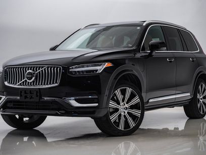 Used 2022 Volvo XC90 T8 Inscription w/ Advanced Package