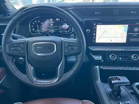 Certified 2025 GMC Sierra 1500 Denali Ultimate AWD/4WD image 11