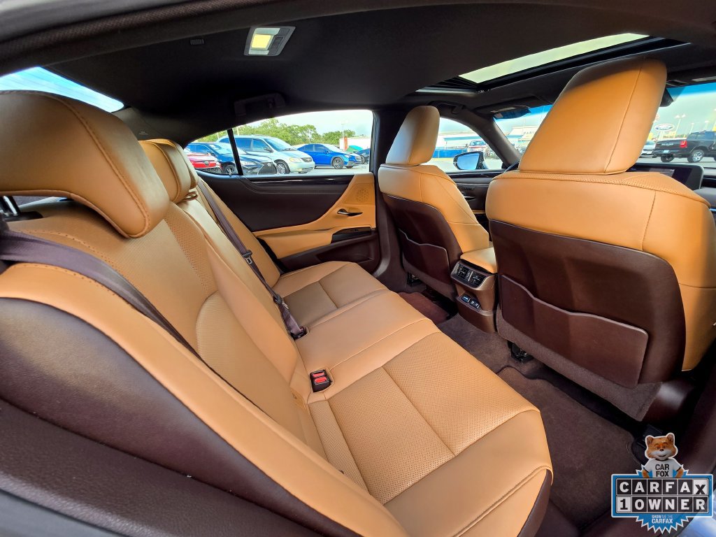 Used 2020 Lexus ES 300h w/ Premium Package FWD image 57