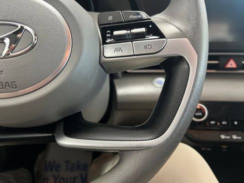 Used 2022 Hyundai Elantra SEL FWD image 22