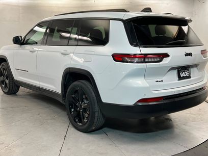 Used 2023 Jeep Grand Cherokee L Laredo
